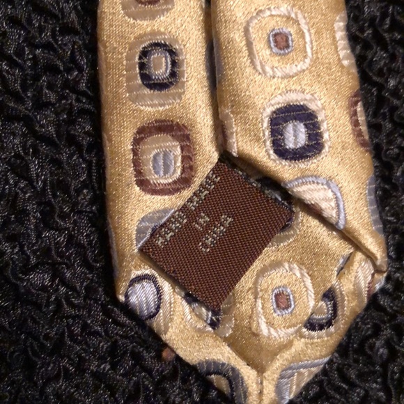 TASSO ELBA Spa Mens Tie Handmade 100% Silk 
Brilliant Gold w/Brown & Blue $68NEW - Picture 6 of 16